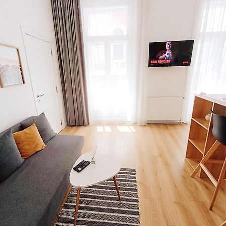 Fly Residence Αράντ Εξωτερικό φωτογραφία