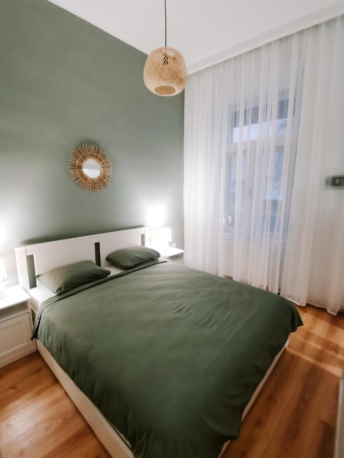 Fly Residence Αράντ Εξωτερικό φωτογραφία