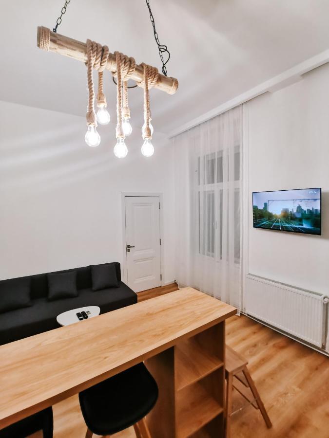 Fly Residence Αράντ Εξωτερικό φωτογραφία