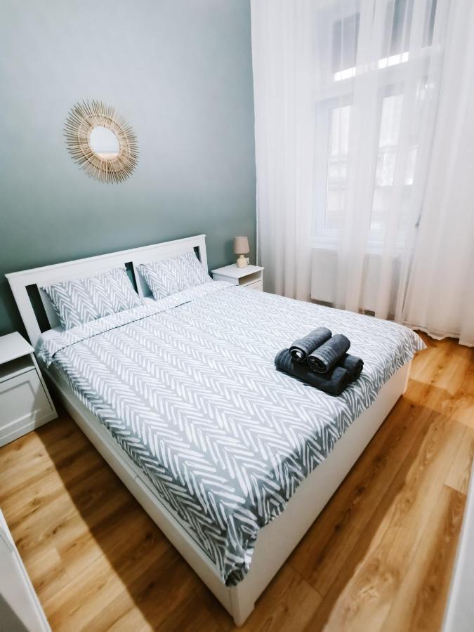 Fly Residence Αράντ Εξωτερικό φωτογραφία